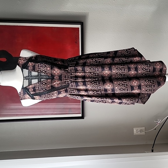 Astr Dresses & Skirts - ASTR the Label Tribal Print Dress, Size XSmall, Color Black/Peach